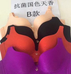 向大大新款内衣介绍:国色天香B款